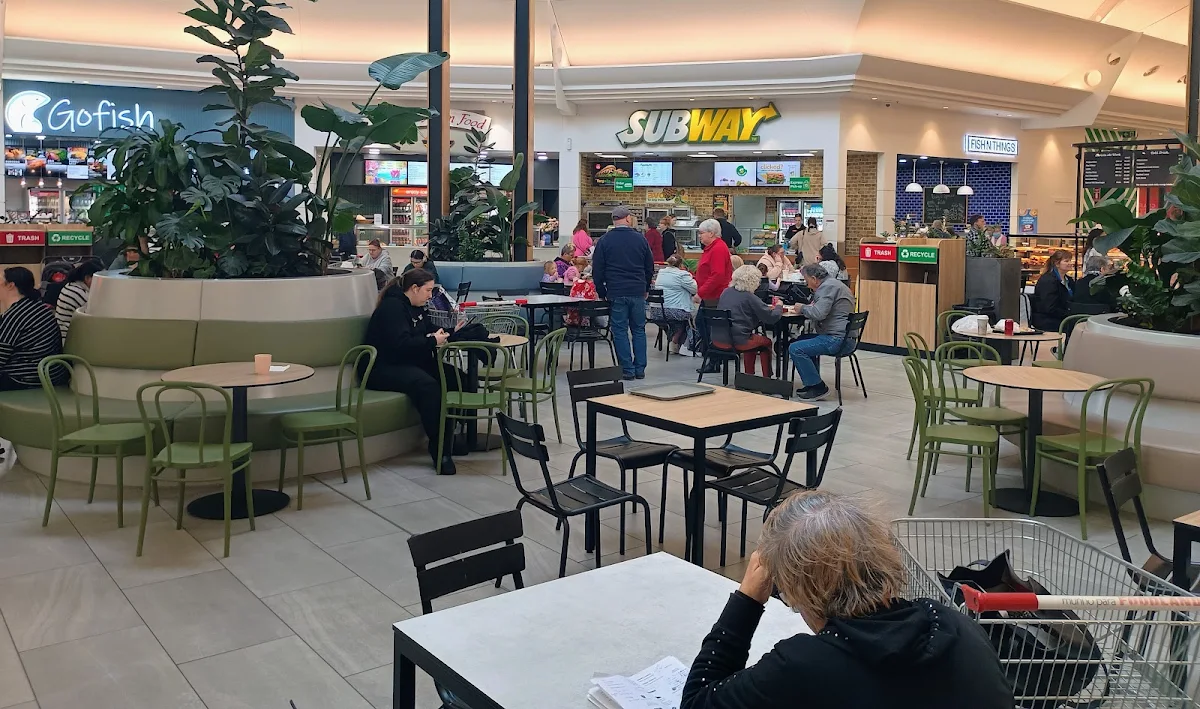 Vibe, Subway Munno Para Shopping Centre