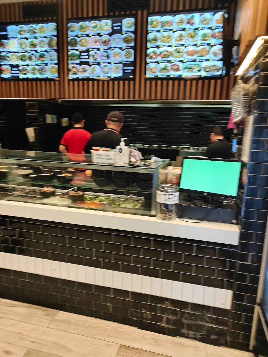 Vibe, Noodle Paradise - Eastern Creek Quarter