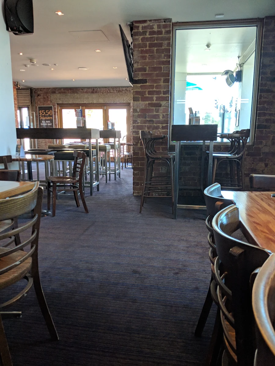 Vibe, The Grand Hotel - Frankston