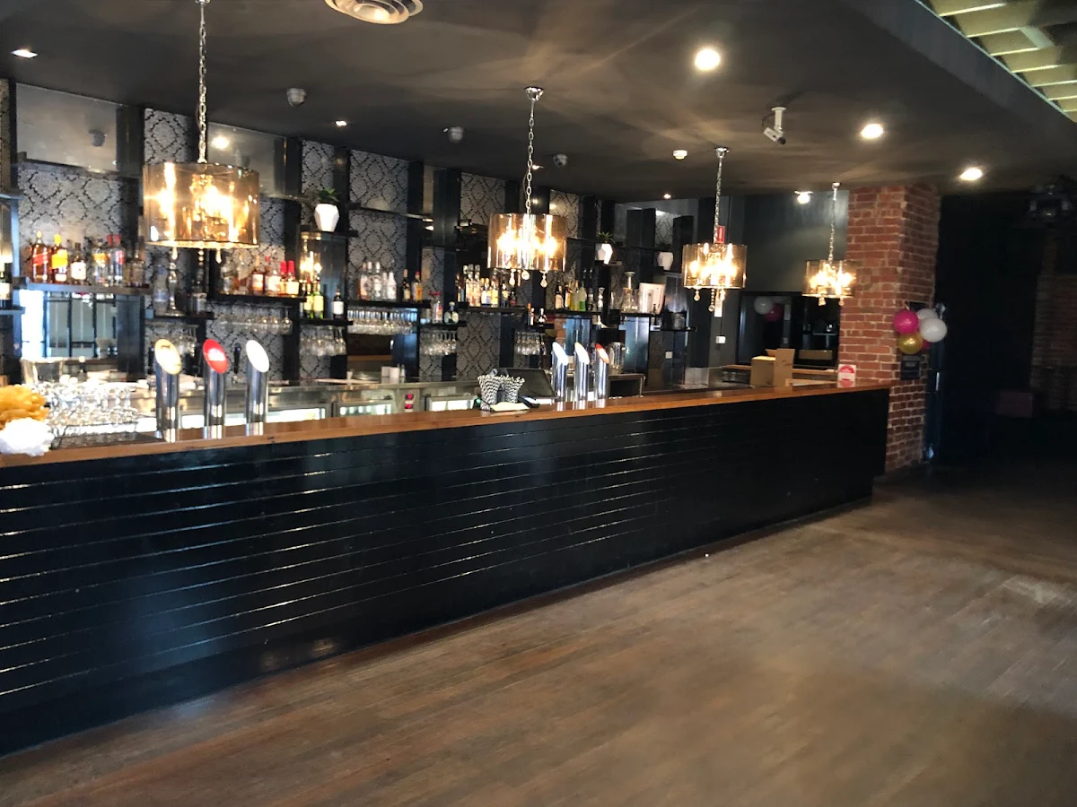 Vibe, The Grand Hotel - Frankston