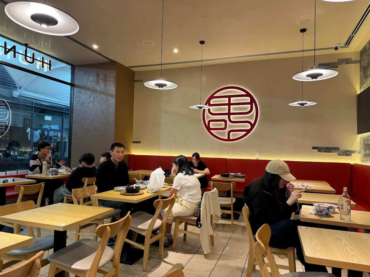 Vibe, Hungry Paulie World Square