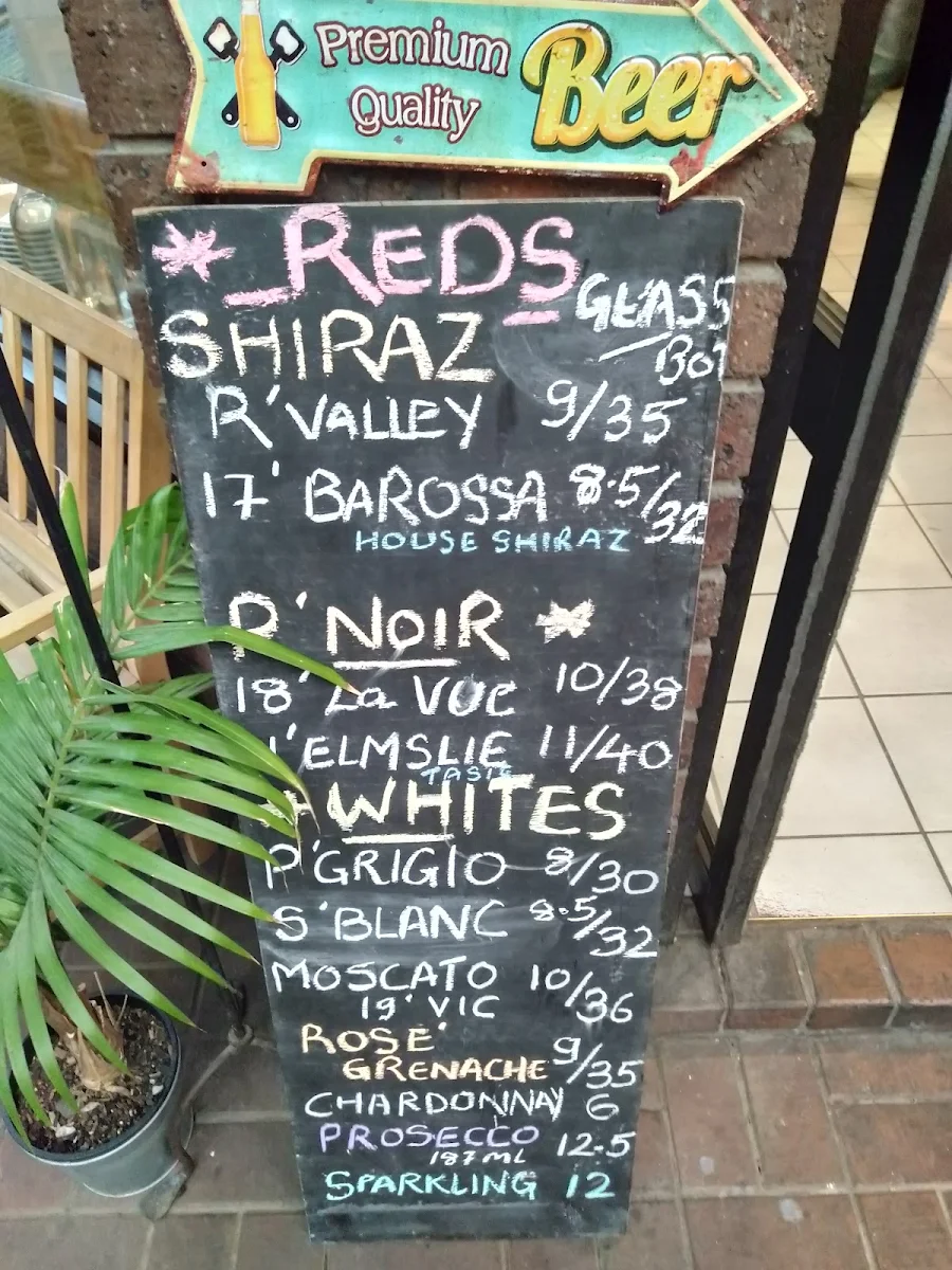 Menu, Portone Woodfired Pizza & Bar