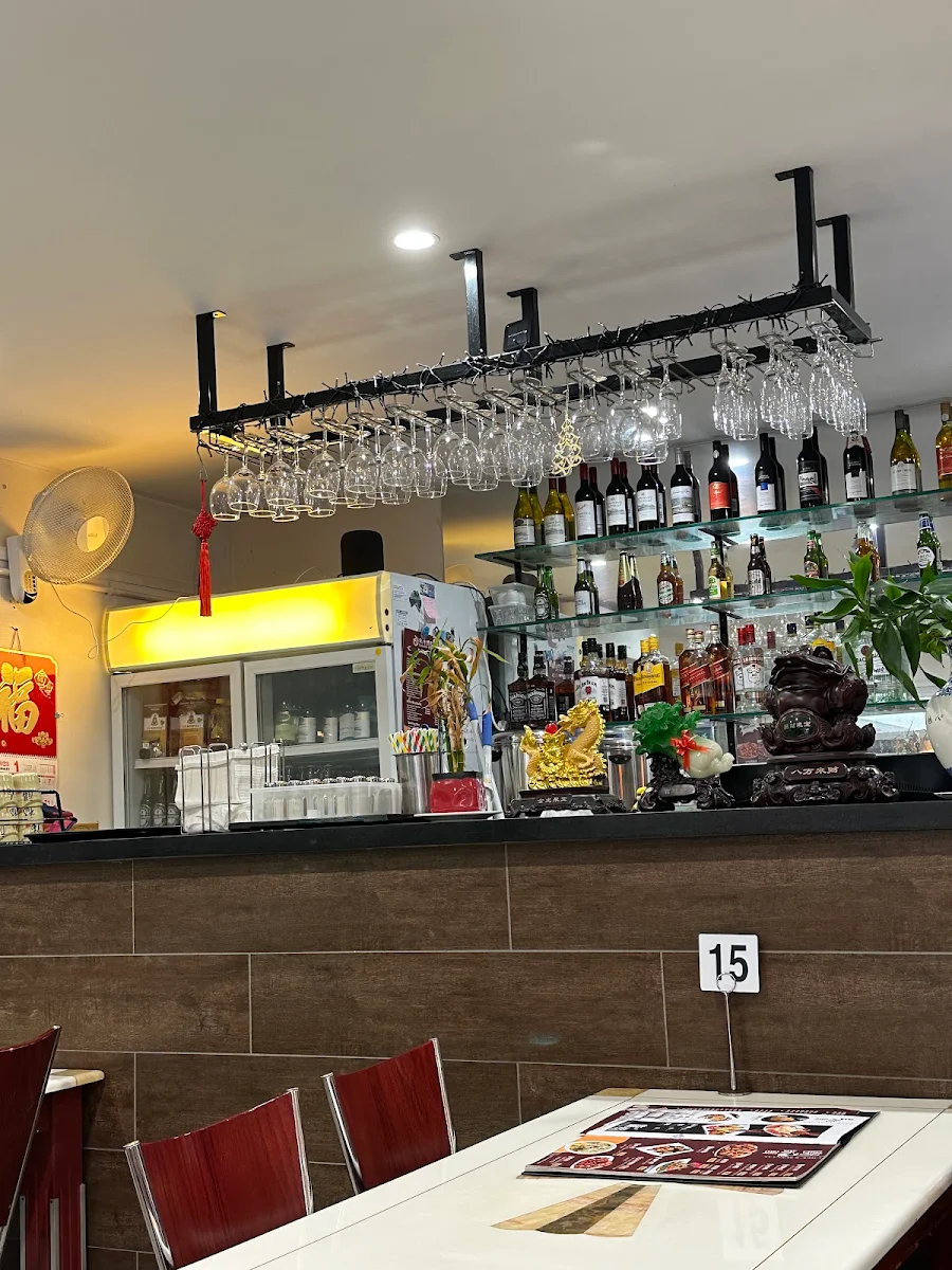 Vibe, Dragon Asia Bistro