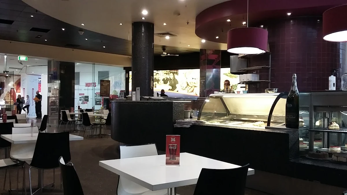 Vibe, Caffe Primo