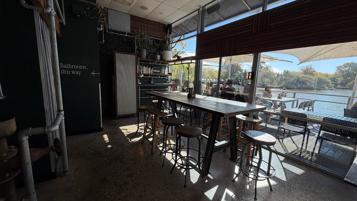 Vibe, Whitby Bendigo