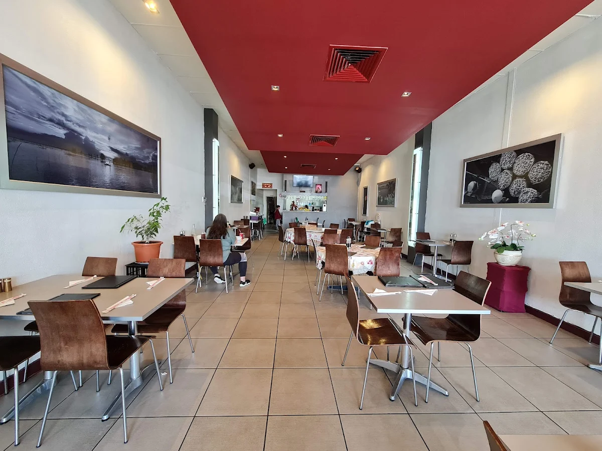 Vibe, Can Tho Vietnamese & Chinese Restaurant