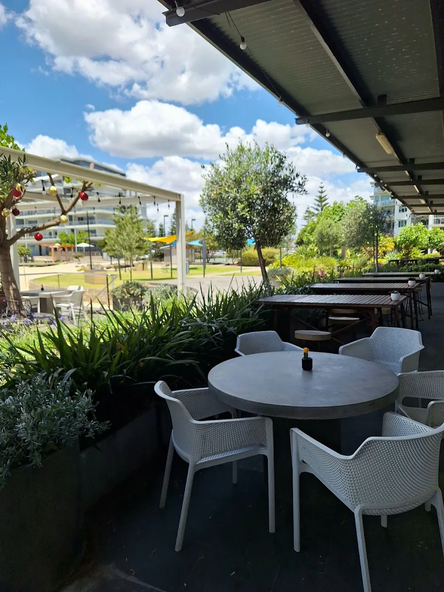 Vibe, The Cray Seafood & Grill Bunbury