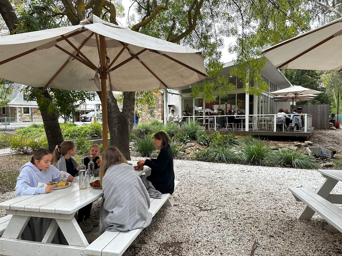 Vibe, Fourth Hill Providore