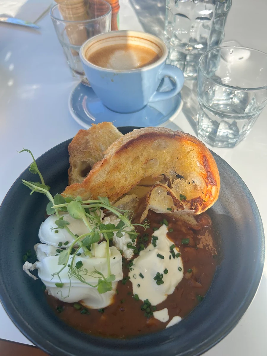 Food & drink, early birds cafe