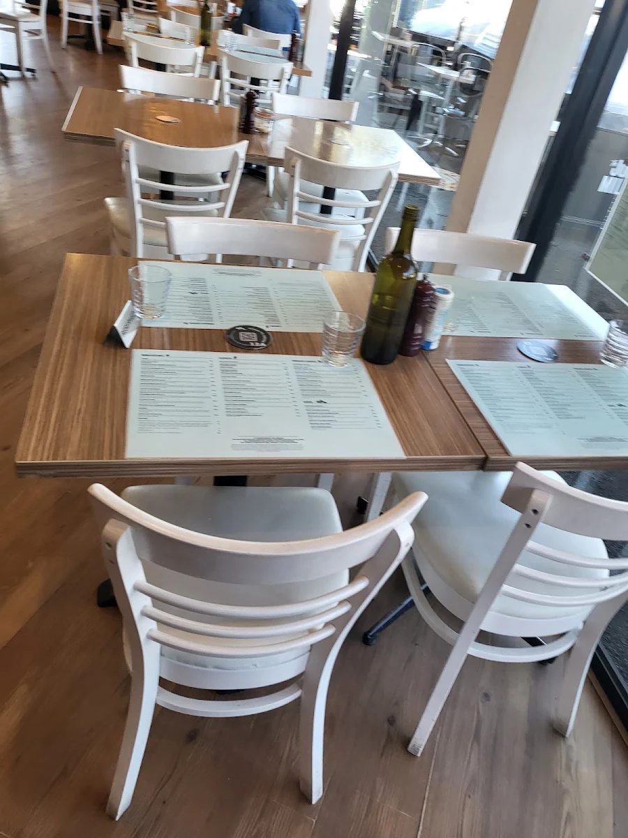 Vibe, The Jolly Miller (Altona Meadows)