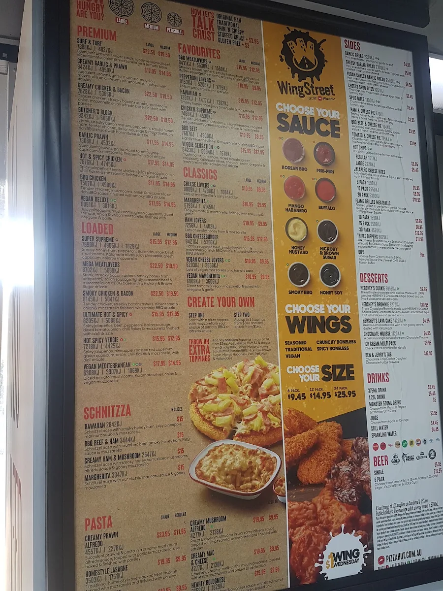 Menu, Pizza Hut Runaway Bay