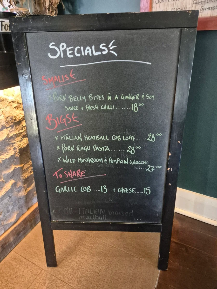 Menu, Linga Longa Inn Hotel