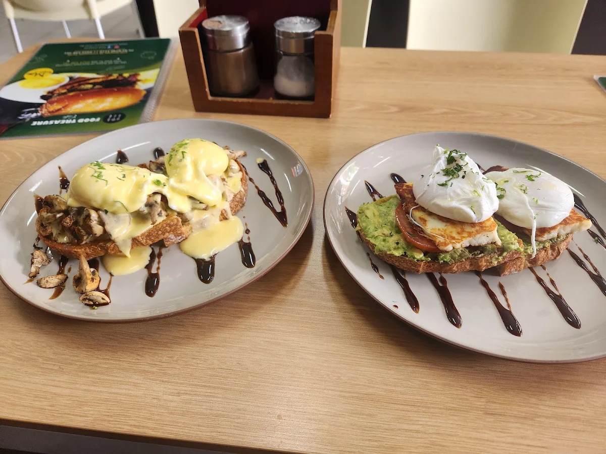 Food & drink, Halal Food Treasure Cafe