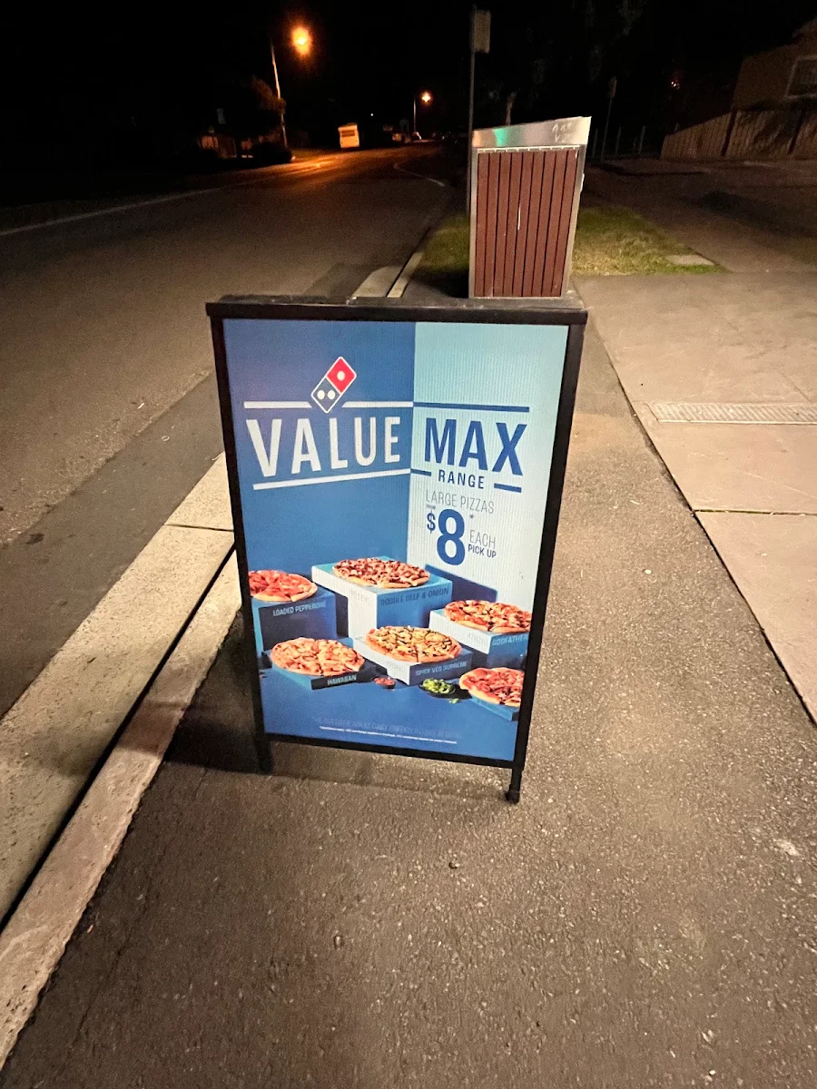 Menu, Domino's Pizza East Maitland