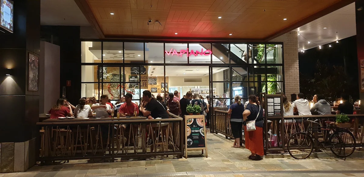 Vibe, Motto Motto Japanese Kitchen - Garden City (Mt Gravatt)