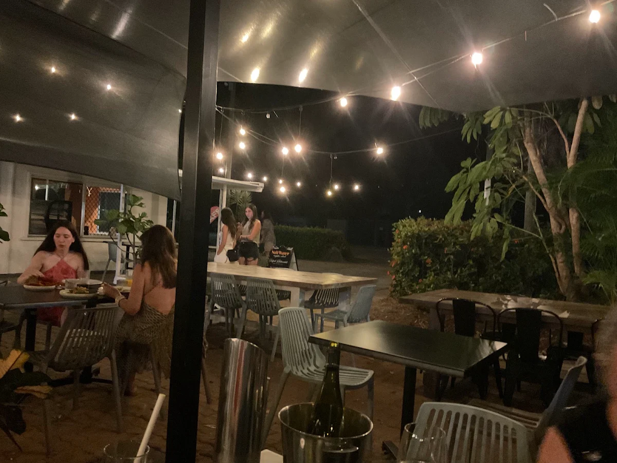 Vibe, Saltwater Restaurant Magnetic Island