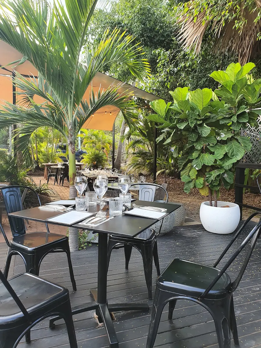 Vibe, Saltwater Restaurant Magnetic Island