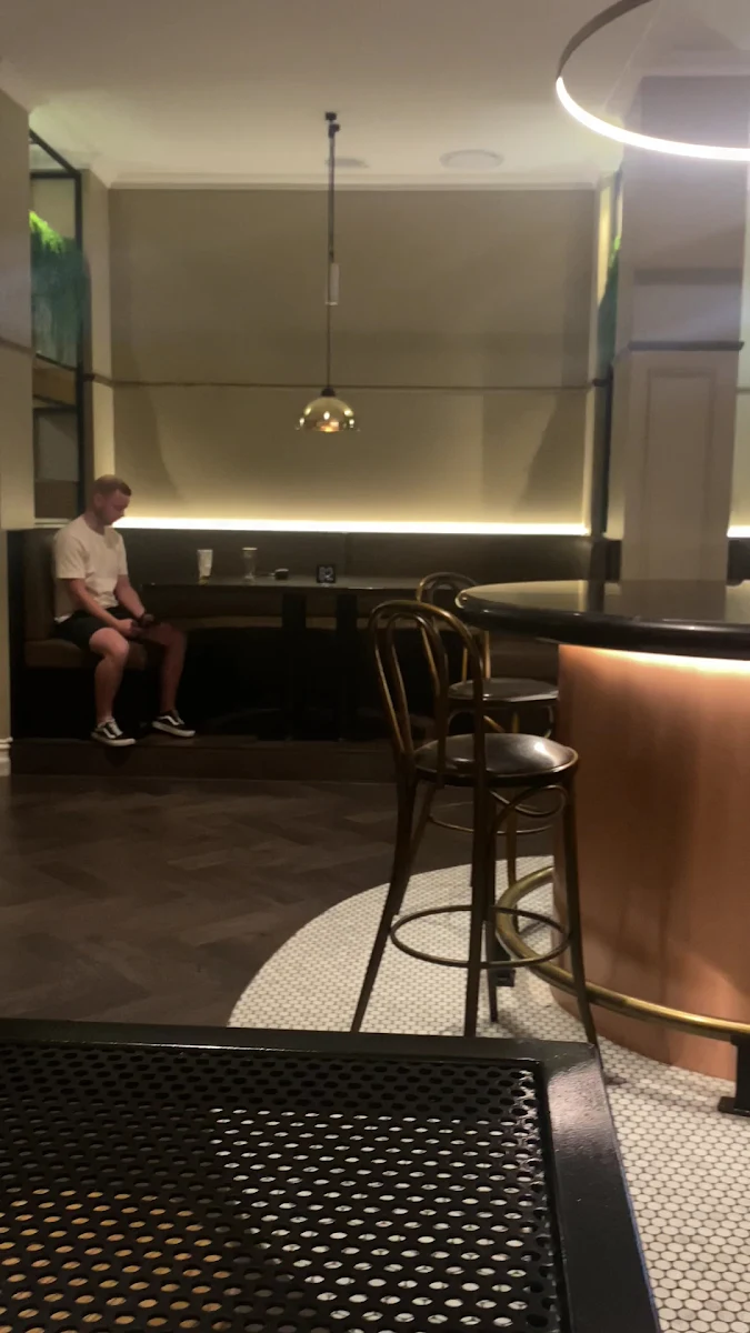 Vibe, The Broken Hill Pub