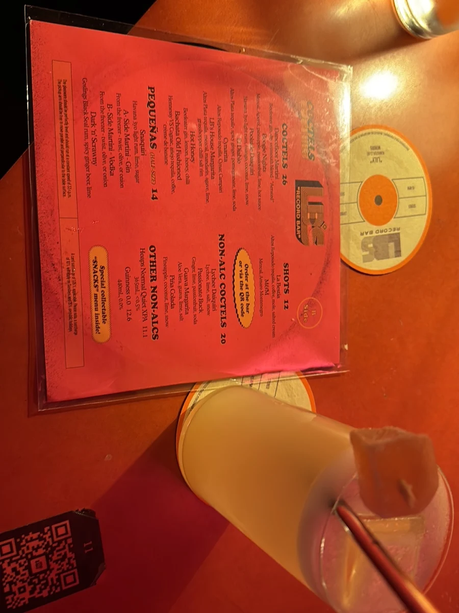 Menu, LB's Record Bar