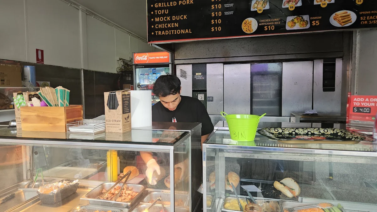 Vibe, Kim Thanh Hot Bread