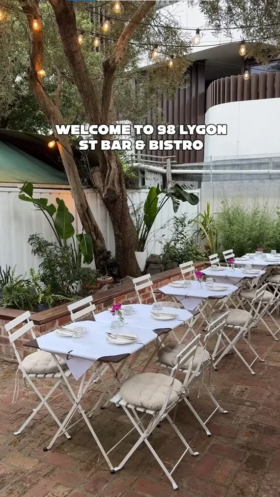 Vibe, 98 Lygon Street Bar & Bistro