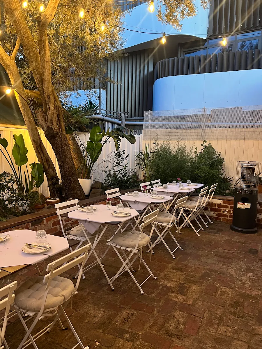 Vibe, 98 Lygon Street Bar & Bistro
