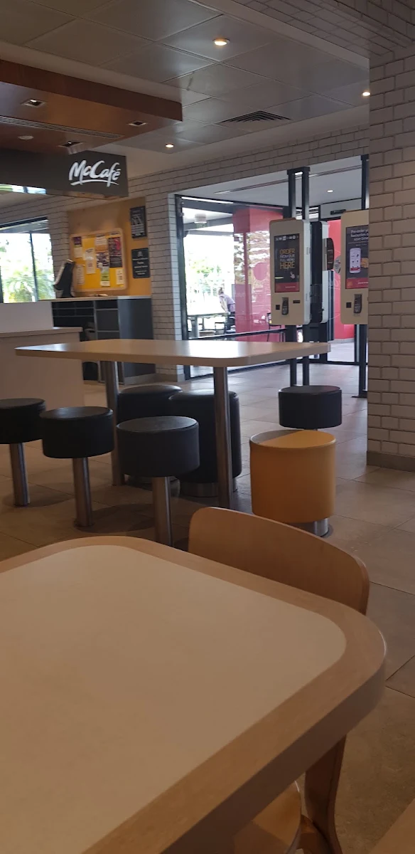 Vibe, McDonald's Forster
