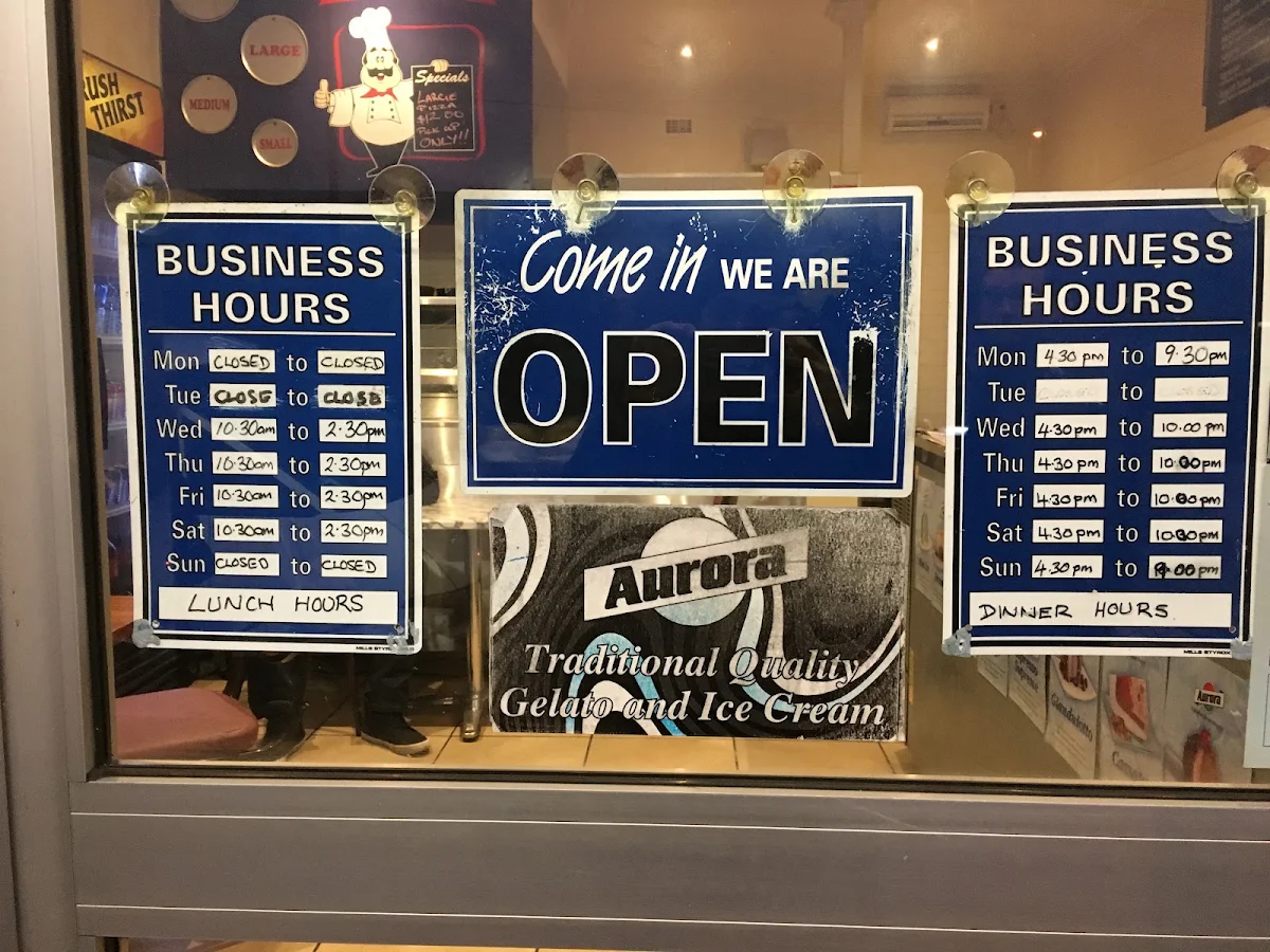 Menu, Pizza On Patterson