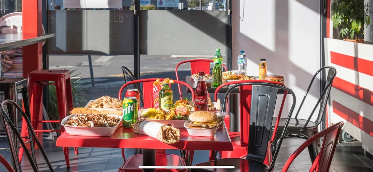 Vibe, Koobida BBQ