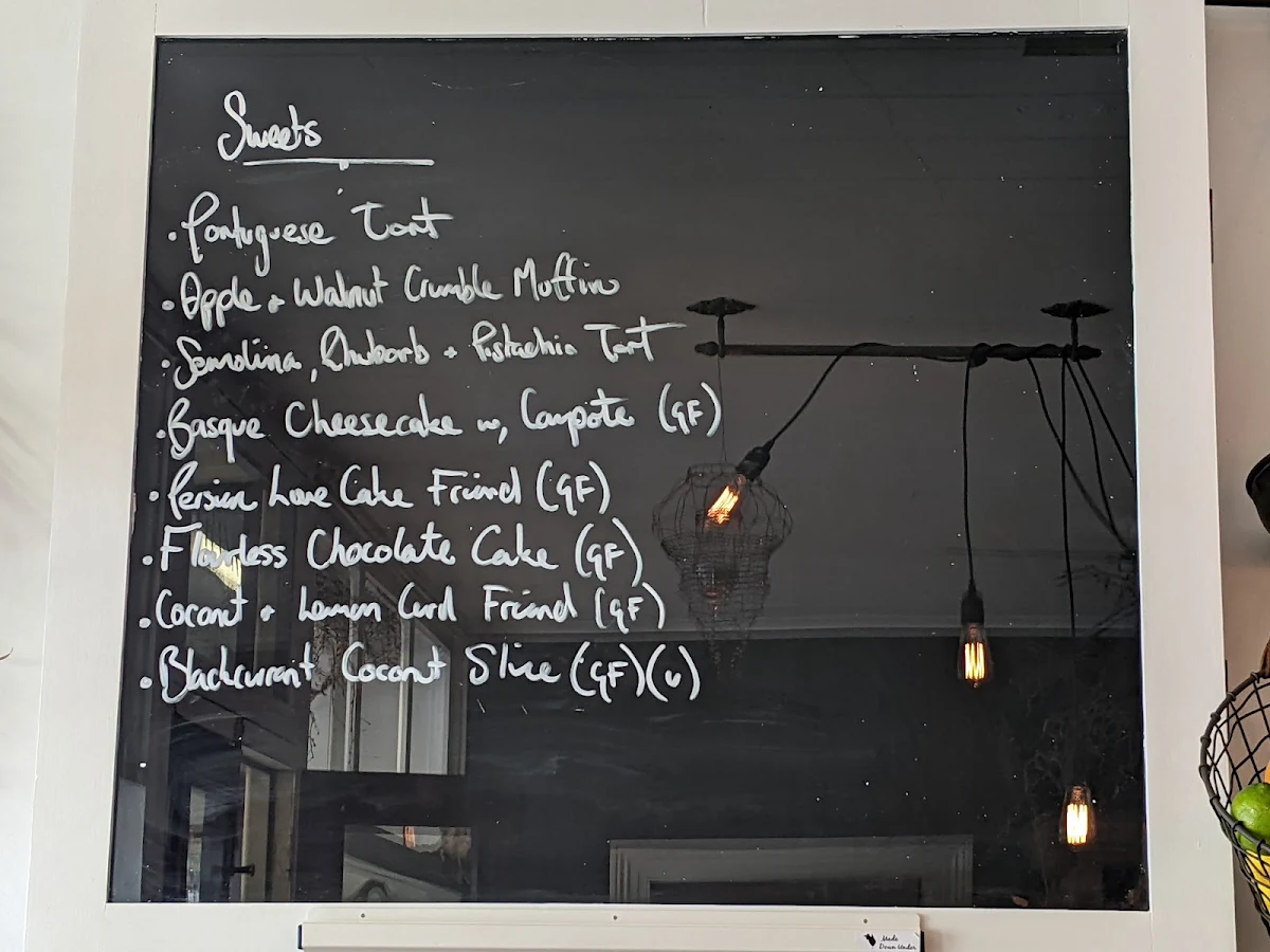 Menu, Frank and Lotti