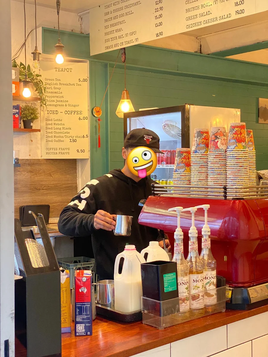 Vibe, Beloved Cafe