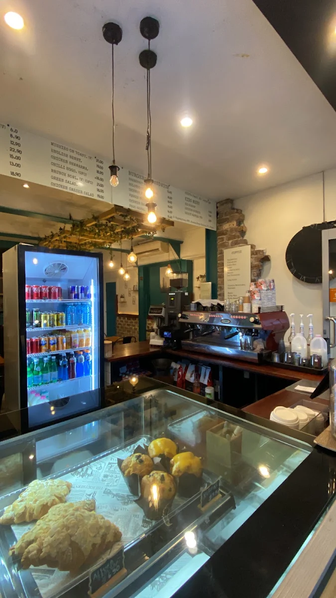 Vibe, Beloved Cafe