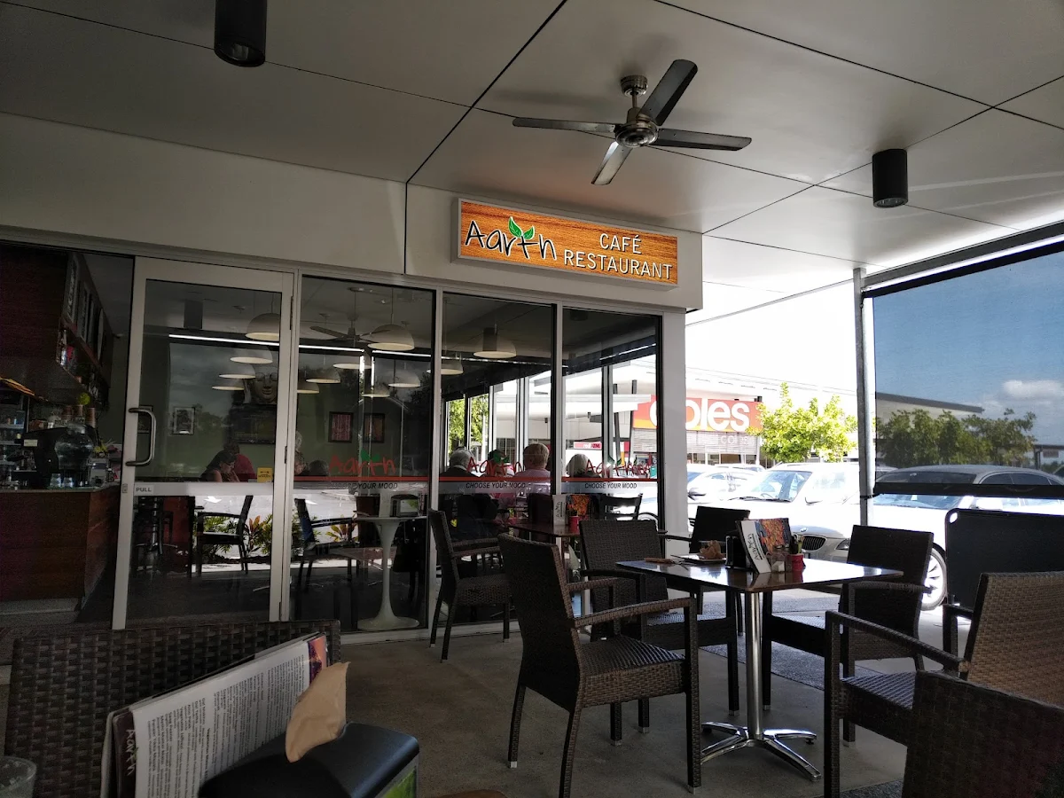 Vibe, Aarth Cafe