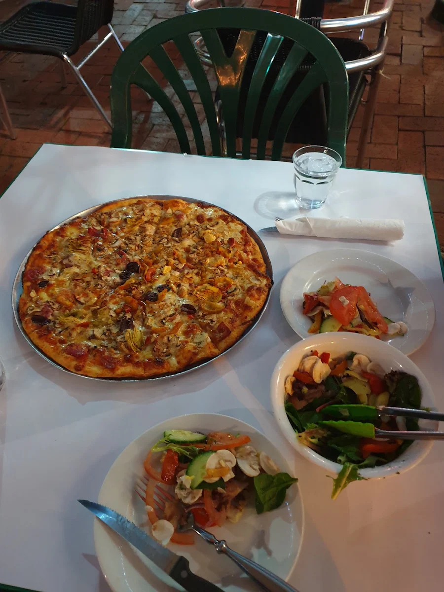 Food & drink, Pizza Arlecchino