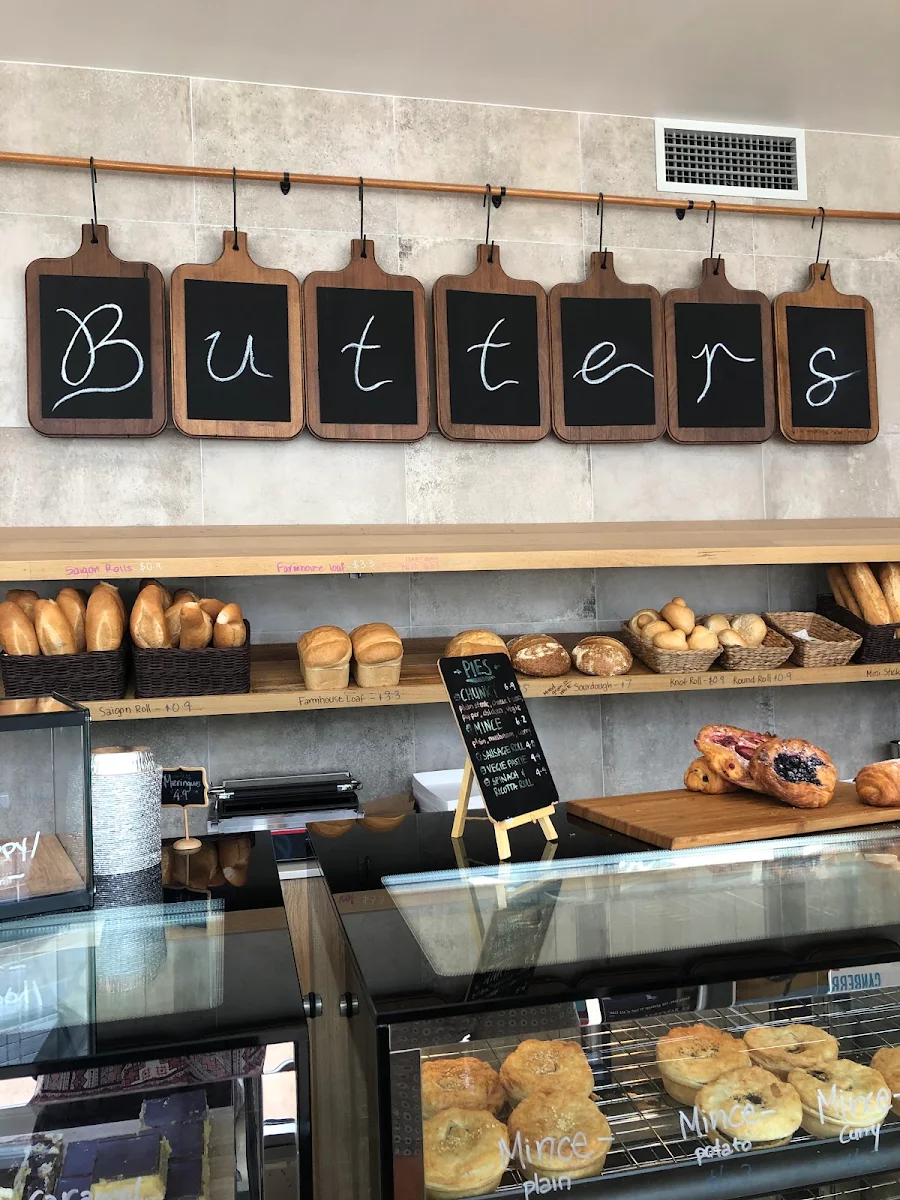 Vibe, Butters Patisserie