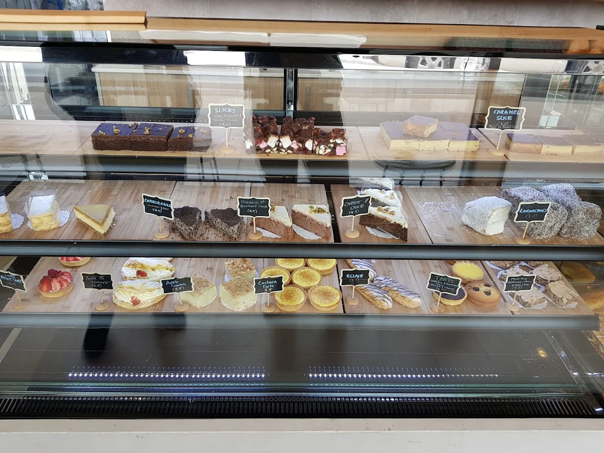 Vibe, Butters Patisserie