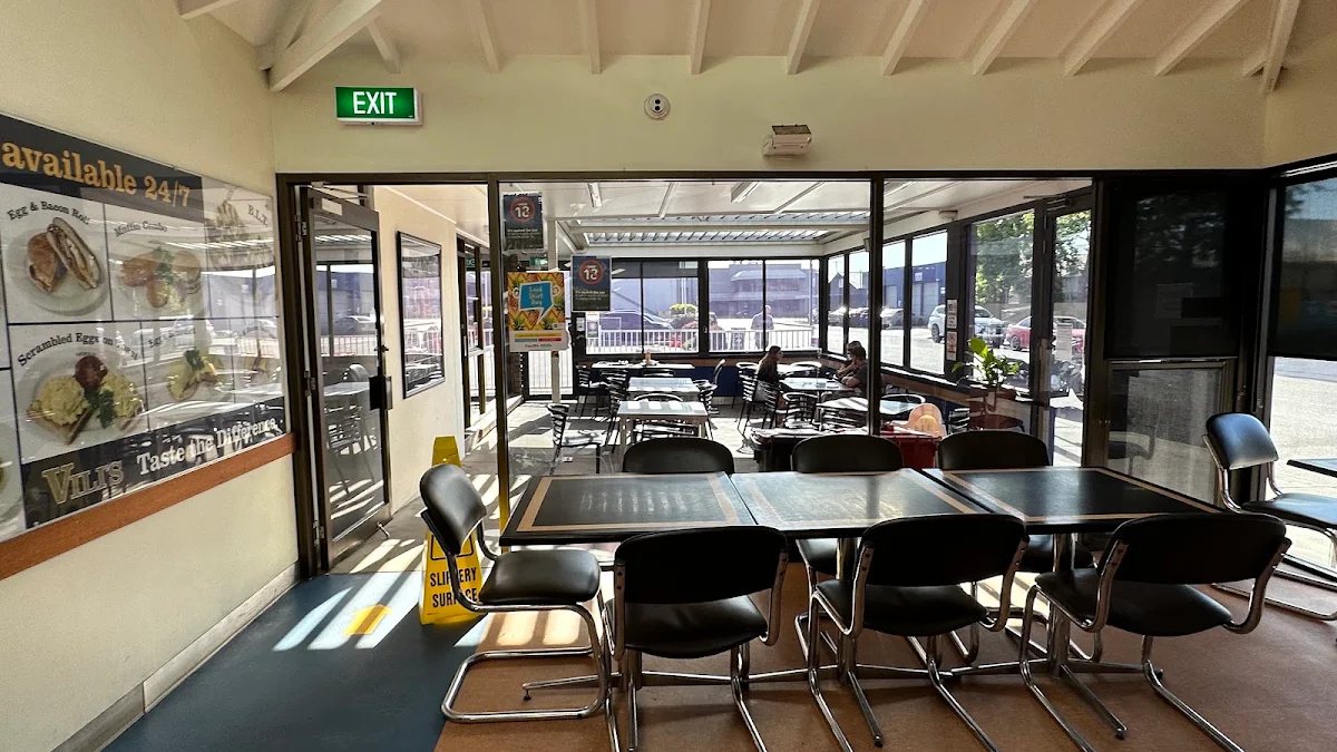 Vibe, Café De Vili's