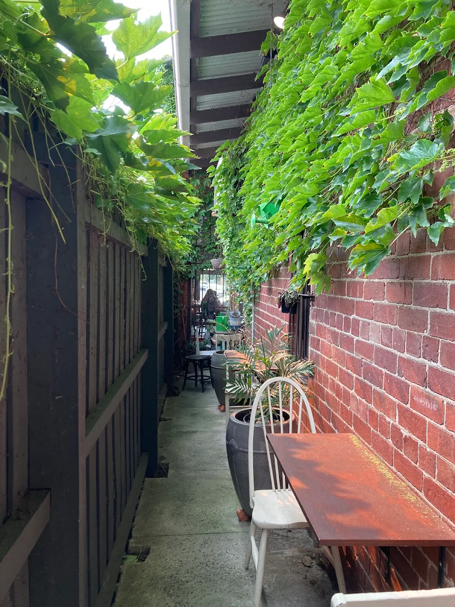 Vibe, Farro Pizzeria Thornbury