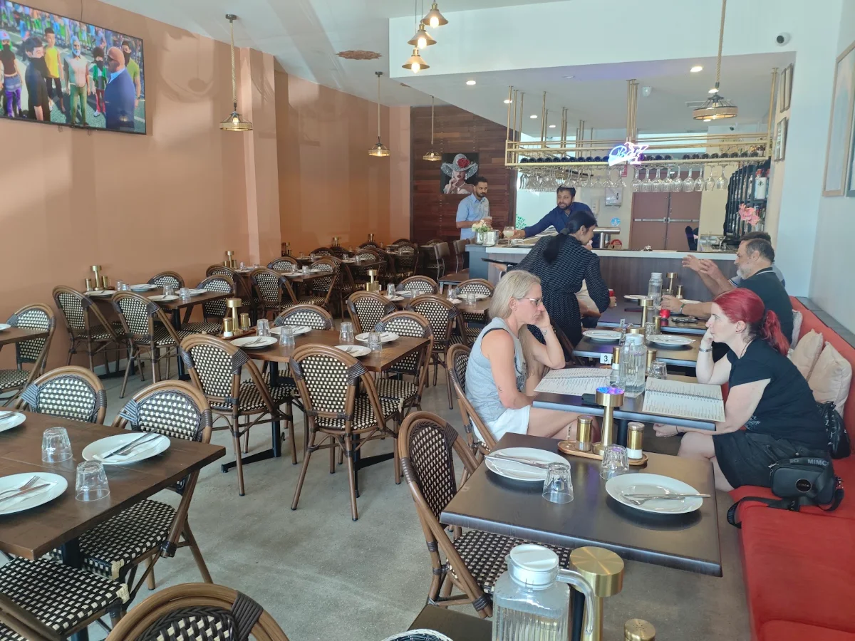 Vibe, Punjabi Palace Cairns