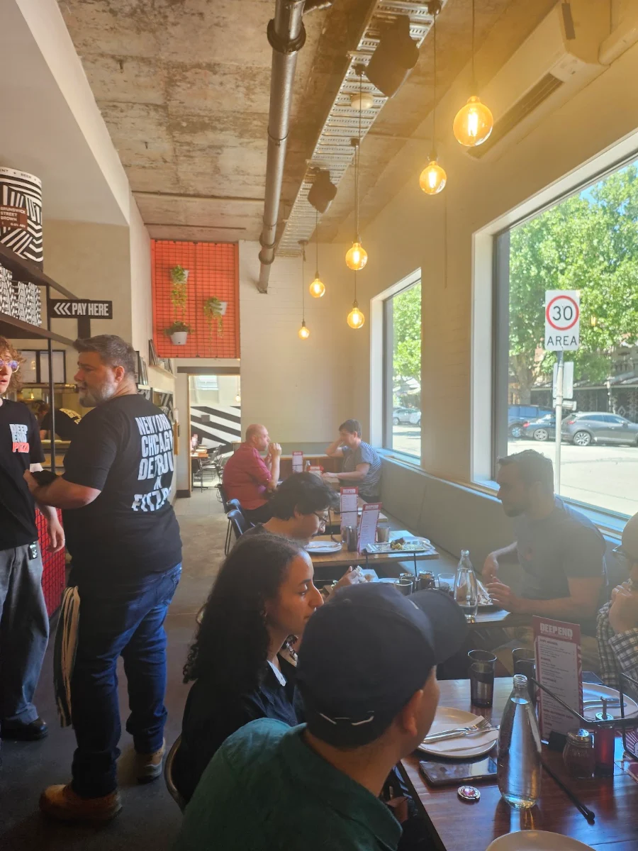 Vibe, Deep End Pizza