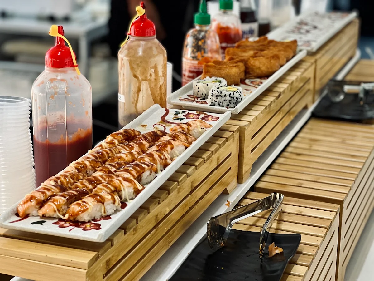 Vibe, GOGI Korean BBQ & Hot Pot Buffet