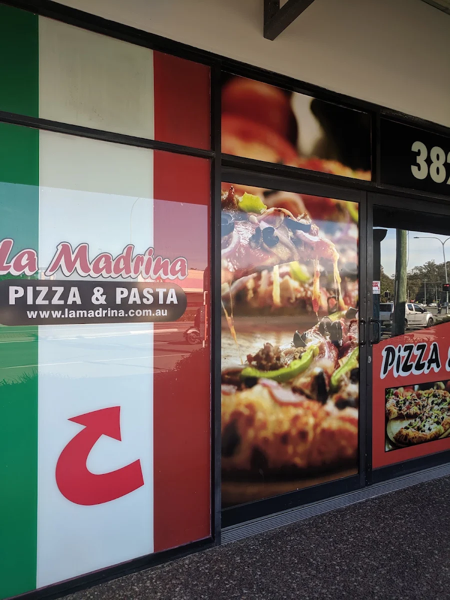 Menu, La Madrina Pizza