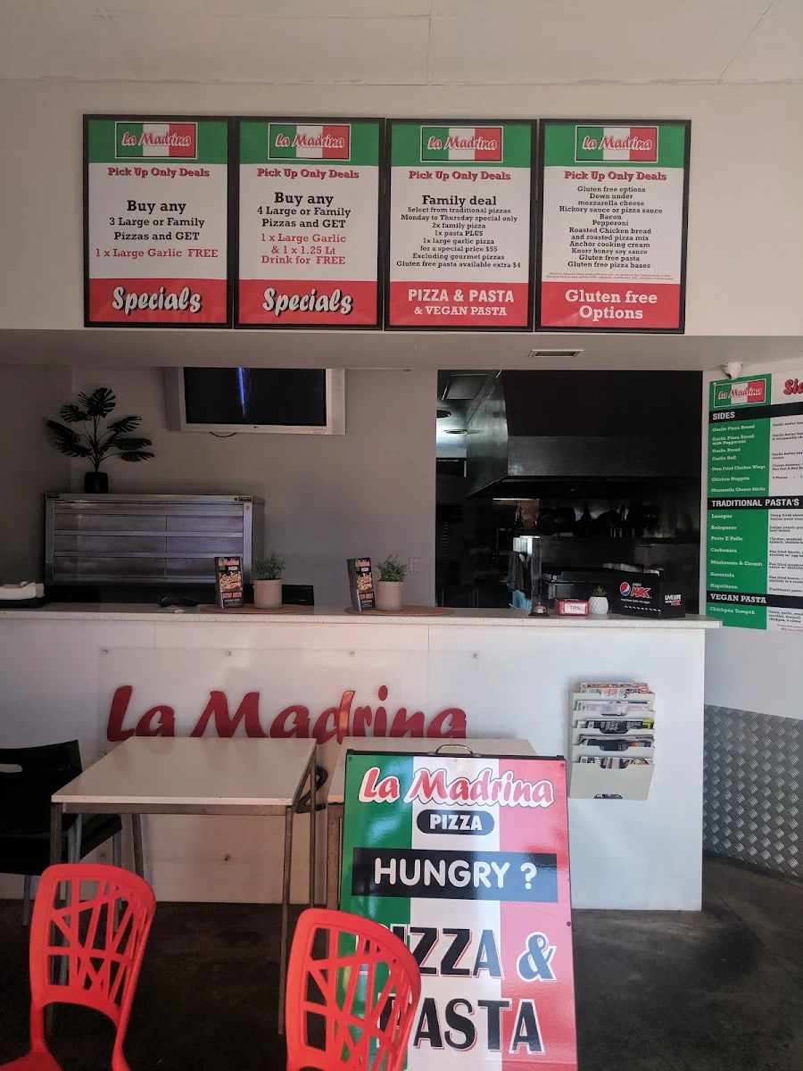 Menu, La Madrina Pizza
