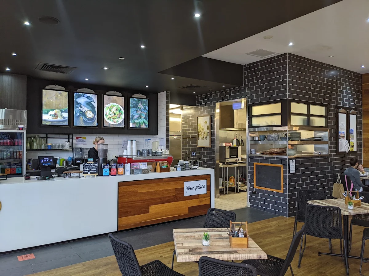 Vibe, Alfie's Cabarita