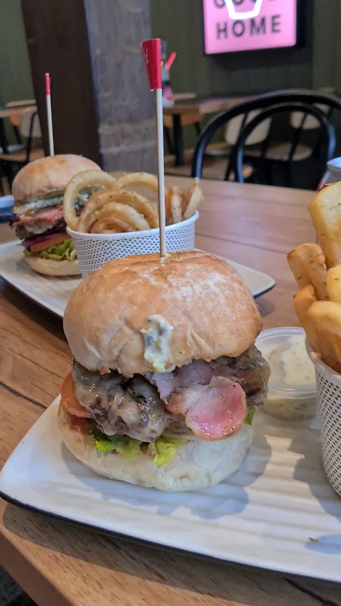 Food & drink, Grill'd Burgers - Cairns Esplanade
