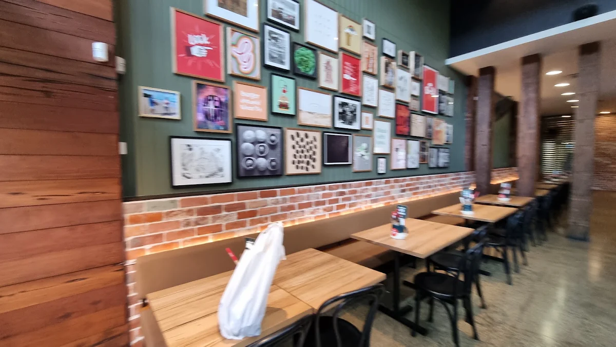 Vibe, Grill'd Burgers - Cairns Esplanade