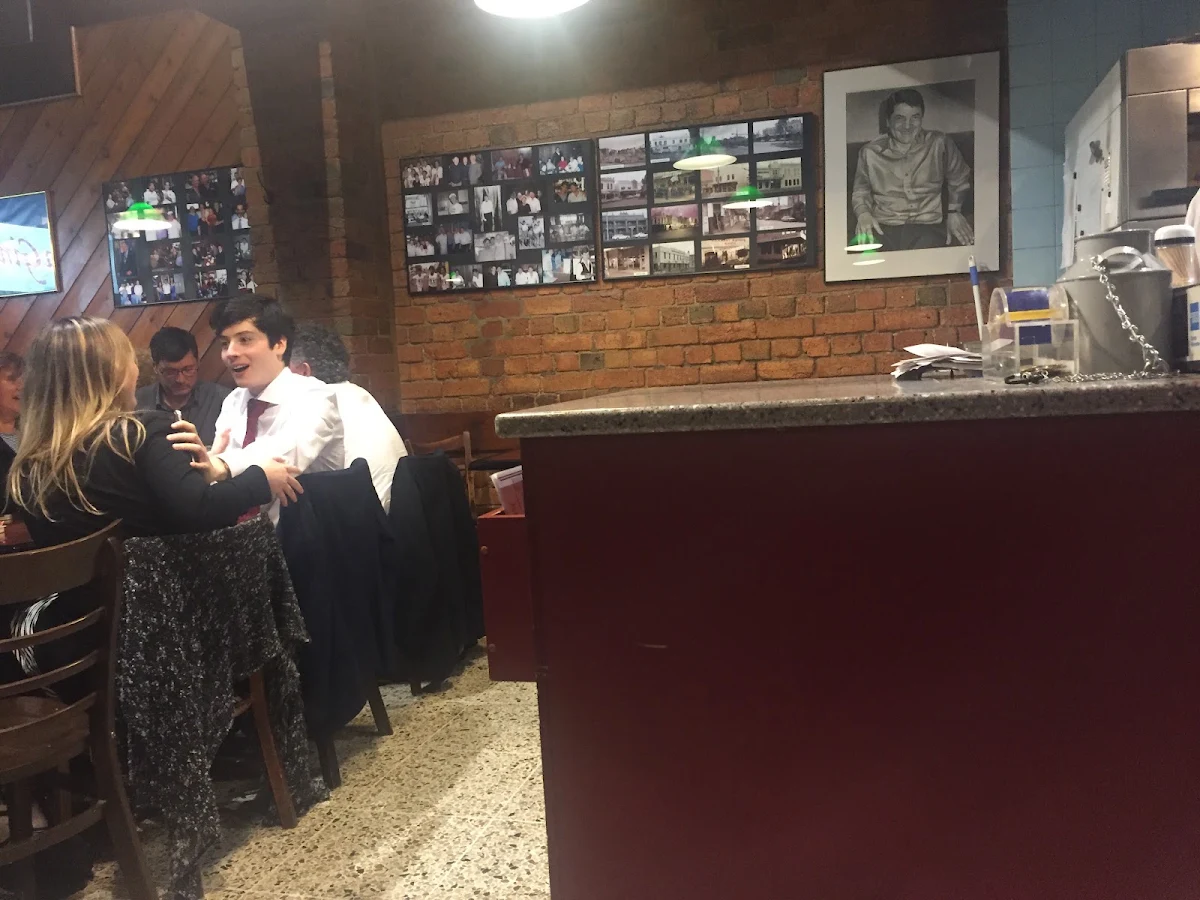 Vibe, Papa Gino's