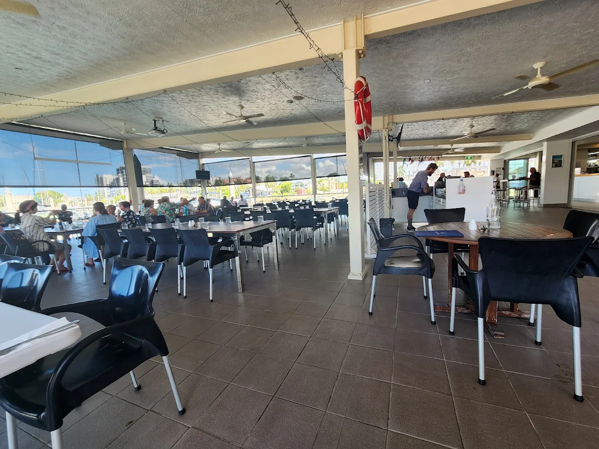 Vibe, Townsville Yacht Club & Marina
