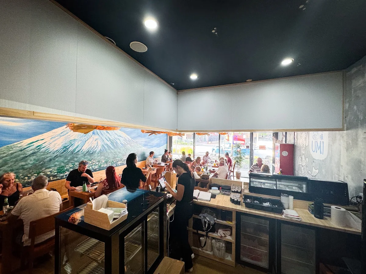 Vibe, Umi Japanese Restaurant Toronto