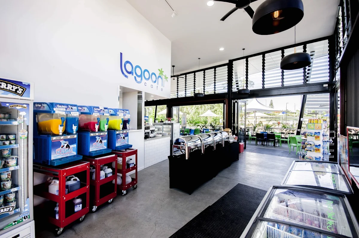 Vibe, Lagoon Cafe